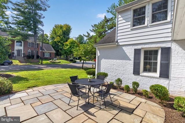 2601 MILITARY RD, Arlington, VA 22207