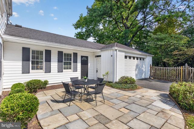 2601 MILITARY RD, Arlington, VA 22207