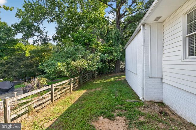 2601 MILITARY RD, Arlington, VA 22207
