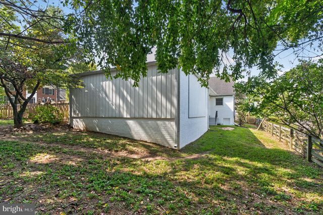 2601 MILITARY RD, Arlington, VA 22207