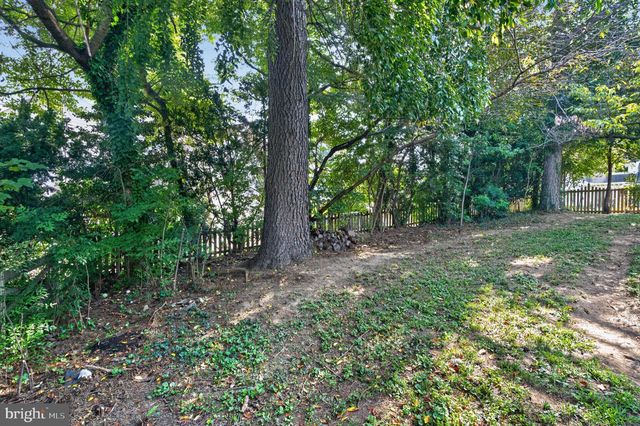 2601 MILITARY RD, Arlington, VA 22207