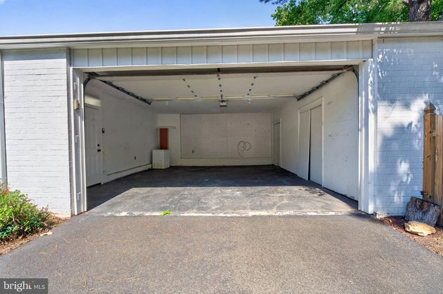 2601 MILITARY RD, Arlington, VA 22207