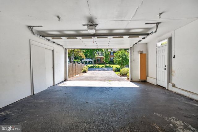 2601 MILITARY RD, Arlington, VA 22207