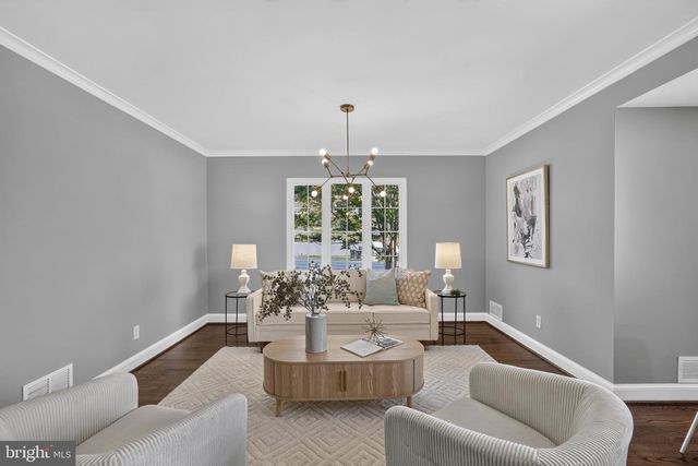 2601 MILITARY RD, Arlington, VA 22207