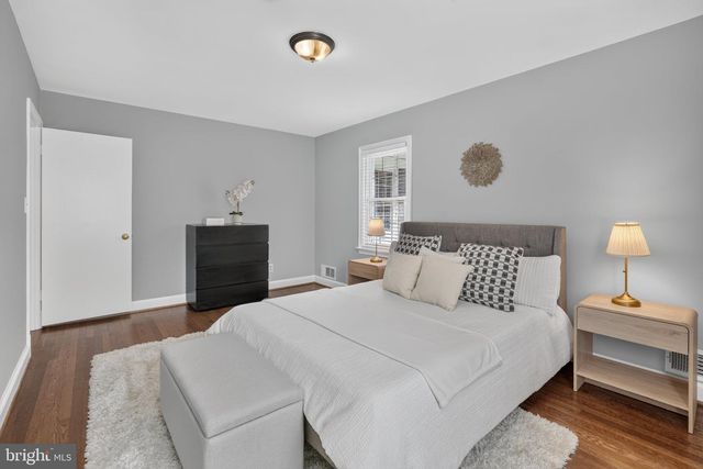 2601 MILITARY RD, Arlington, VA 22207