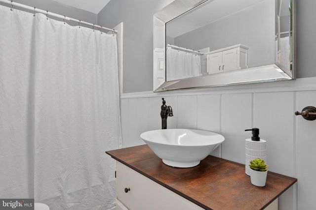 2601 MILITARY RD, Arlington, VA 22207
