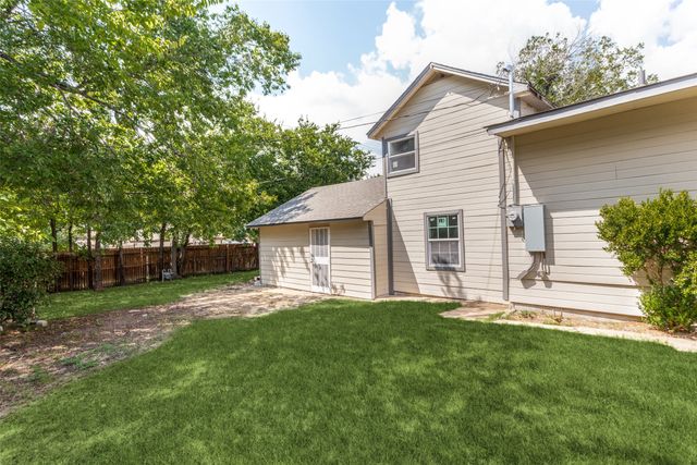 3400 8th Avenue, Fort Worth, TX 76110