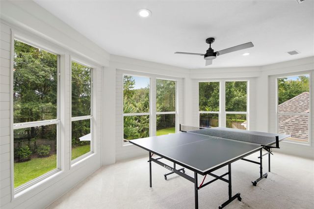 3 Edgecliff Place, The Woodlands, TX 77382