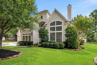 3 Edgecliff Place, The Woodlands, TX 77382
