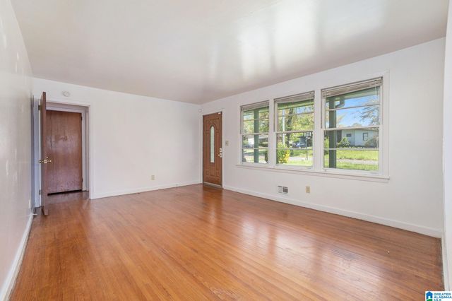 944 HILLANDALE DRIVE, Fairfield, AL 35064