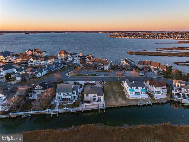 231 N HERON DR, Ocean City, MD 21842