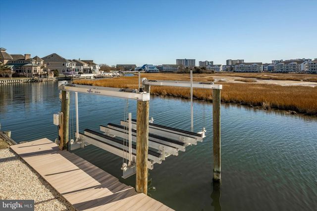 231 N HERON DR, Ocean City, MD 21842