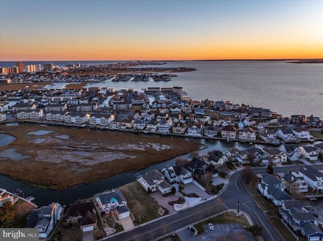 231 N HERON DR, Ocean City, MD 21842