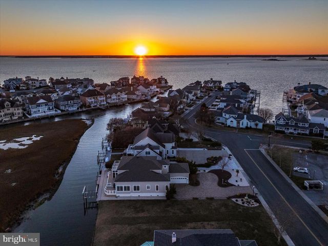 231 N HERON DR, Ocean City, MD 21842