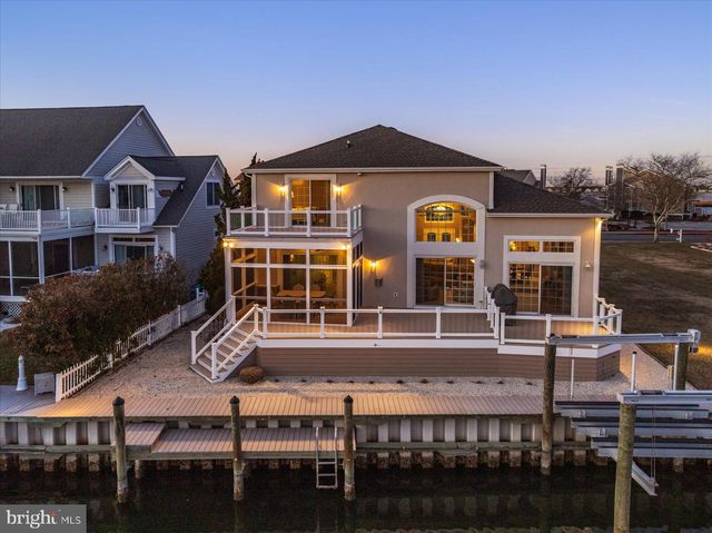 231 N HERON DR, Ocean City, MD 21842