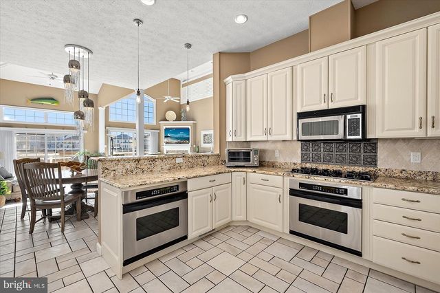 231 N HERON DR, Ocean City, MD 21842