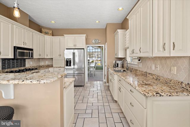 231 N HERON DR, Ocean City, MD 21842