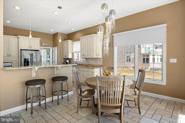 231 N HERON DR, Ocean City, MD 21842