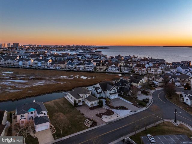 231 N HERON DR, Ocean City, MD 21842