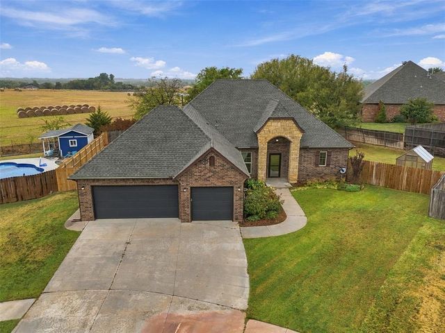 2800 SE 11th Street, Moore, OK 73160