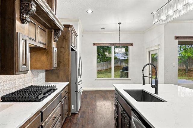 2800 SE 11th Street, Moore, OK 73160
