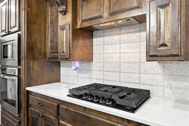 2800 SE 11th Street, Moore, OK 73160