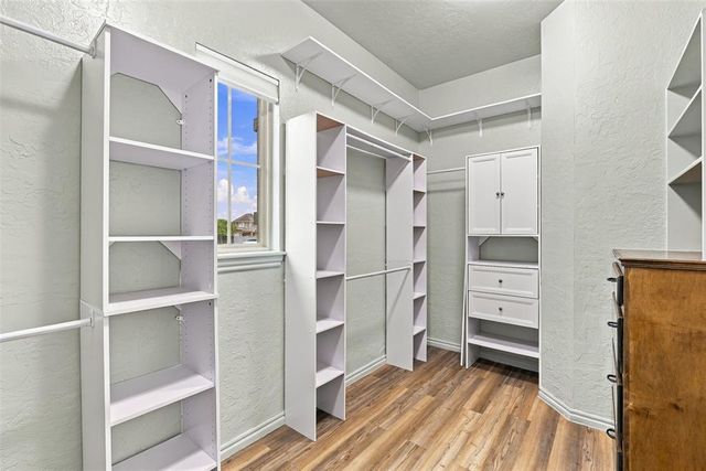 2800 SE 11th Street, Moore, OK 73160