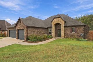 2800 SE 11th Street, Moore, OK 73160