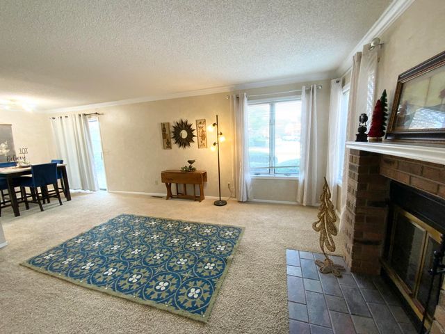 3440 S Delaware Avenue 152, Springfield, MO 65804