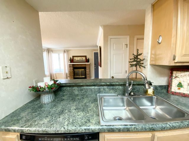 3440 S Delaware Avenue 152, Springfield, MO 65804