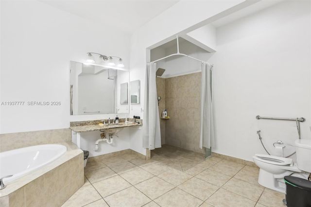 6432 SW 55th Pl, Davie, FL 33314