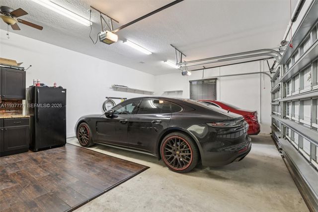 6432 SW 55th Pl, Davie, FL 33314