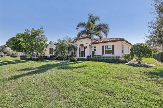 6432 SW 55th Pl, Davie, FL 33314