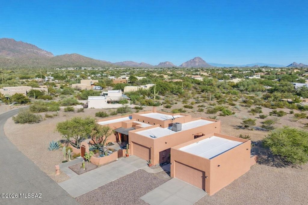 8241 W Velvet Ant Place, Tucson, AZ 85735