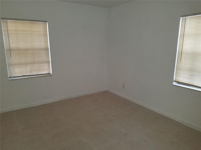 4216 15TH AVENUE S, St Petersburg, FL 33711