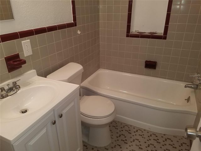 4216 15TH AVENUE S, St Petersburg, FL 33711