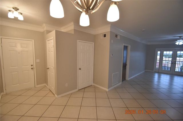 4323 BAYSIDE VILLAGE DRIVE 308, Tampa, FL 33615