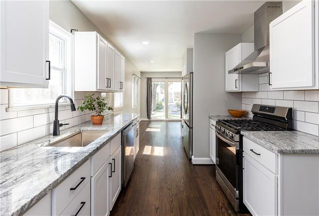 724 E 72nd Street, Kansas City, MO 64131