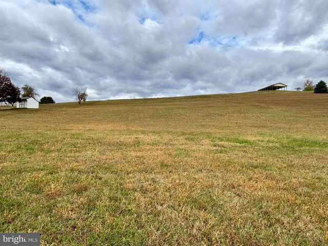 14 HOLLY, Hamburg, PA 19526