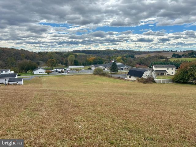 14 HOLLY, Hamburg, PA 19526