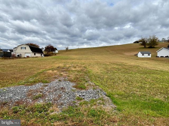 14 HOLLY, Hamburg, PA 19526