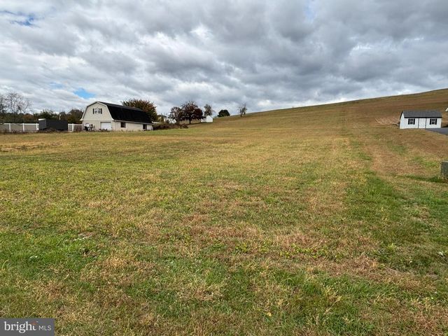 14 HOLLY, Hamburg, PA 19526