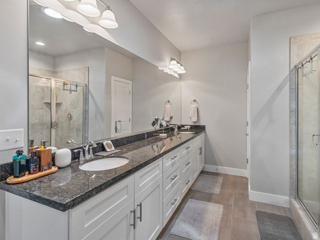 2292 E HAMPTON HILLS LN, Millcreek, UT 84109