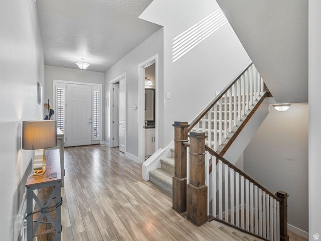 2292 E HAMPTON HILLS LN, Millcreek, UT 84109