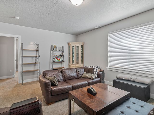 2292 E HAMPTON HILLS LN, Millcreek, UT 84109