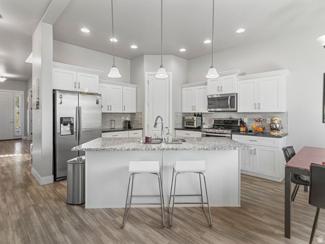 2292 E HAMPTON HILLS LN, Millcreek, UT 84109