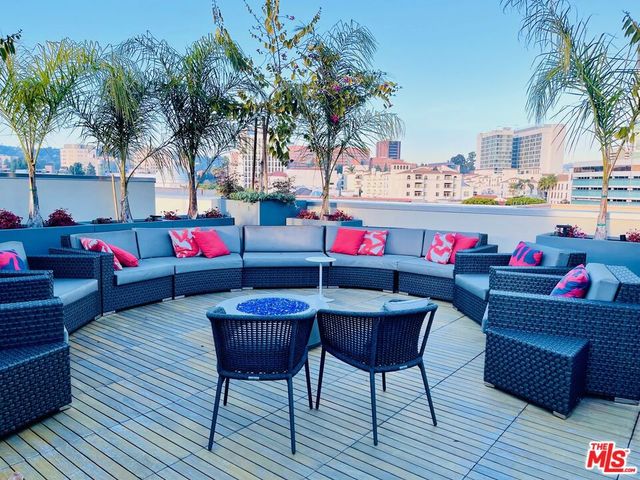 1122 Gayley 407, Westwood, CA 90024
