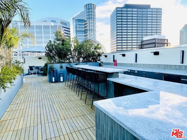 1122 Gayley 407, Westwood, CA 90024