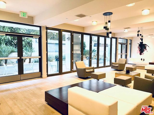 1122 Gayley 407, Westwood, CA 90024