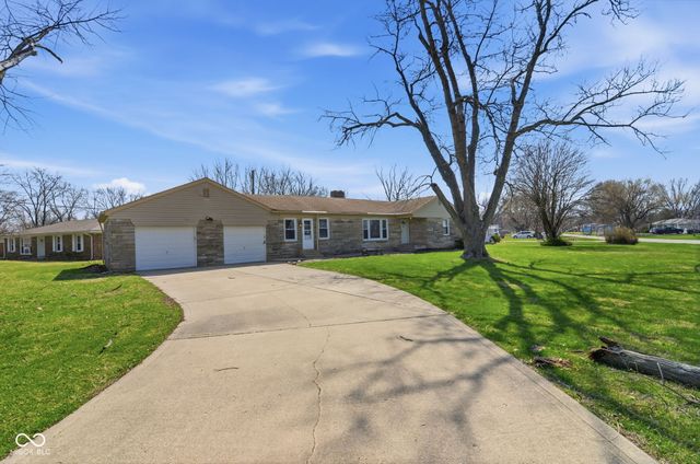 371 S Hendricks Drive, Greenwood, IN 46142